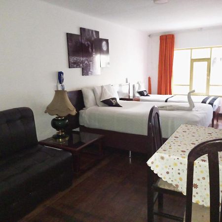 Isabela Hotel La Paz Buitenkant foto