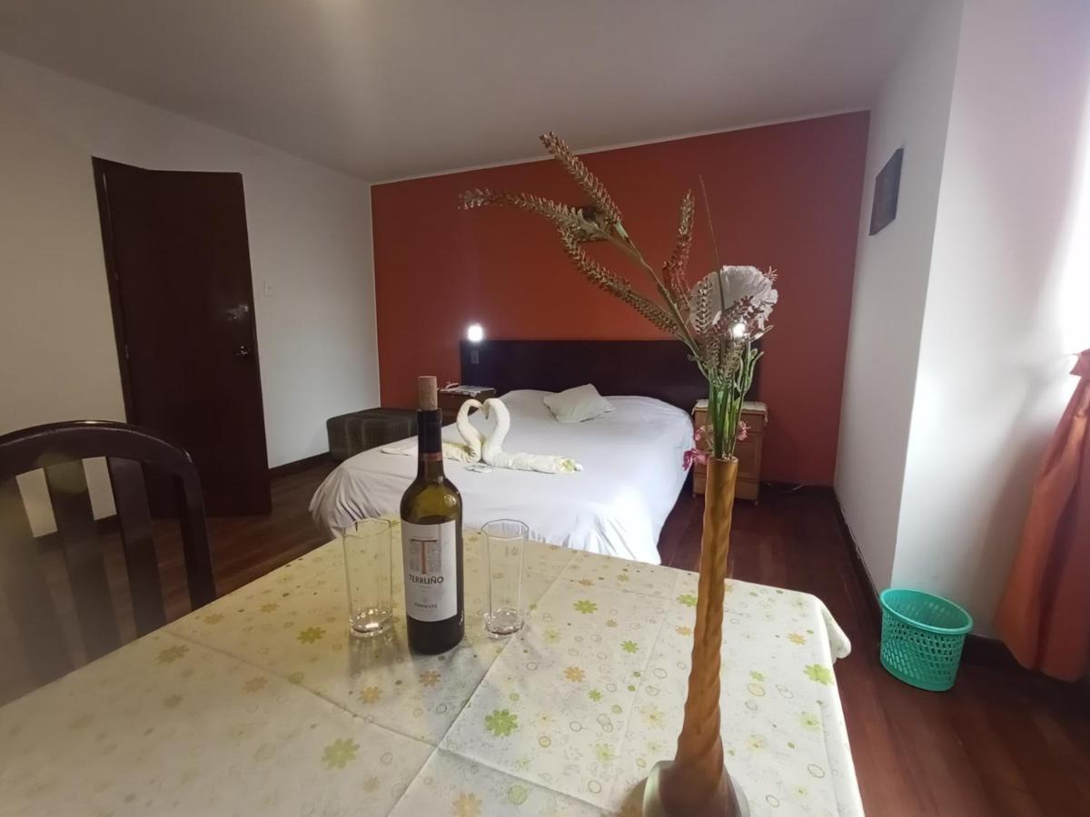Isabela Hotel La Paz Buitenkant foto